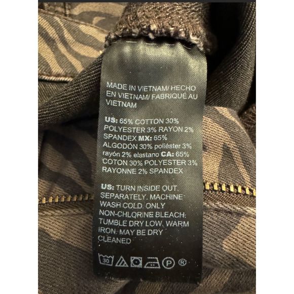 White House Black Market Zebra Print Skinny Crop Zip Ankle Sz 6 - Picture 13 of 13